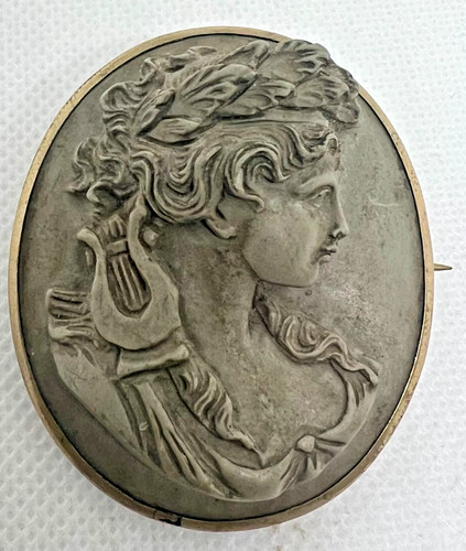 Broche pierre lave du - broche,