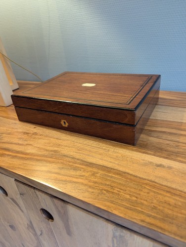 Beau ancien coffret boite - beau,