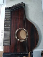 Ancienne Cithare, Sitar, Luth