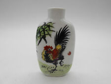 CHINA OR JAPAN PORCELAIN CHICKEN & ROOSTER SNUFF MAKER SIGNATURE TO IDENTIFY
