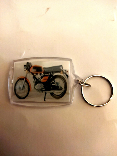 Porte cle neuf 5 cm - porte,