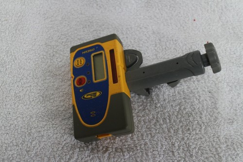Detecteur pour niveau - detecteur, laser