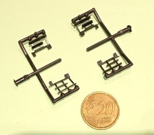 HO SET OF 4 WALKING FEET FOR PASSENGER CARS JOUEF REF:5781