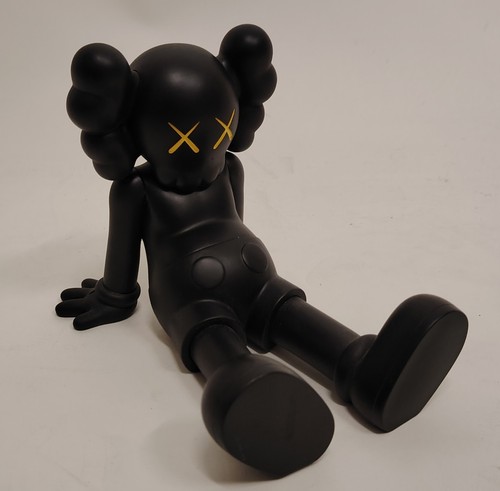 Kaws holiday taipei - holiday,