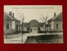 Old postcard 35 Rennes - Mac Mahon or West Barracks - The Entrance Grille and the Court