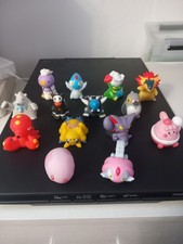 Lot 14 Figurines Pokémon -