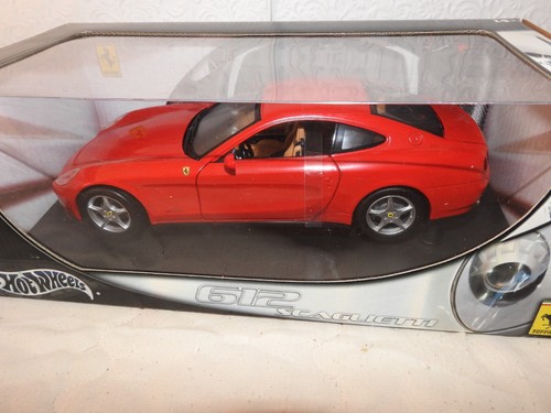 Voiture miniature ferrari 612 - voiture,