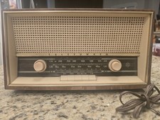Telefunken Jubilate 5351W Tube Radio AM FM