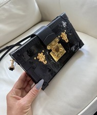 Louis Vuitton Petite Malle
