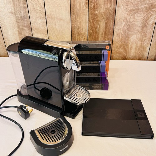 Nespresso magimix machine - magimix,