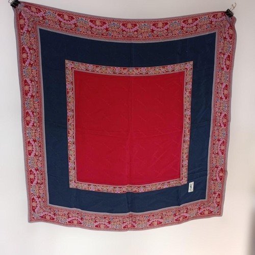 Foulard soie yves saint - en,