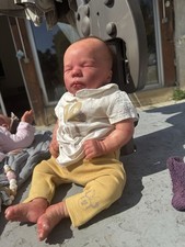 bébé reborn full silicone fille