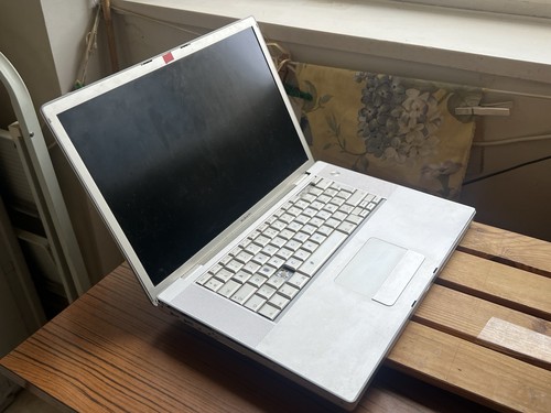 Macbook pro inch mid - pro,