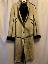 manteau en agneau retourné