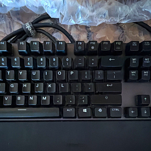 Steelseries apex red switch - 7,