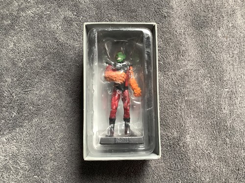 Figurine marvel plomb super - plomb,