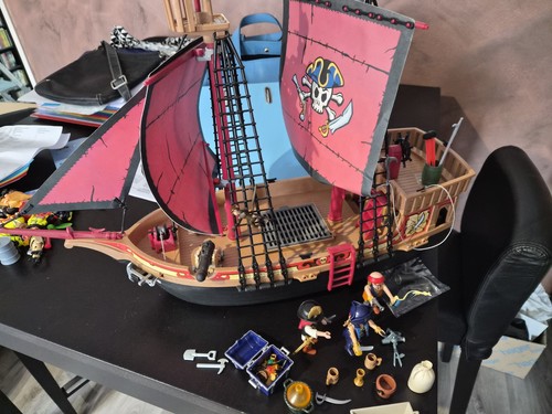 Bateau playmobil vintage quasi - bateau,