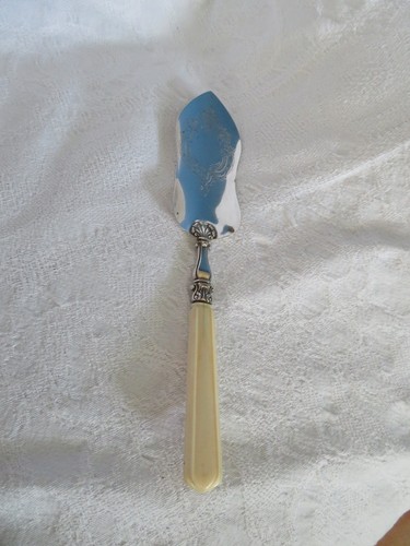 Ancienne pelle tarte en - pelle,
