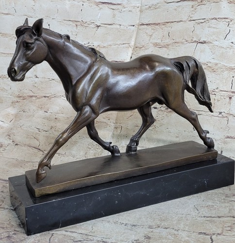 Sculpture trophée en - trophée,