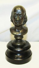 PETIT BUSTE EN BRONZE ANCIEN