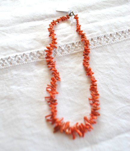Collier vintage corail - collier,