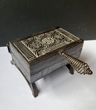 Antique Art Deco JIM Le Mondain Cast Iron Manil Ardennes Waffle Maker