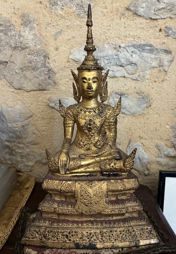 Bouddha assis sculpture - assis,sculpture, en
