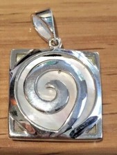 Pendentif - Nacre Blanc -