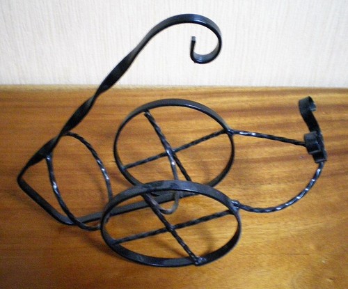 Porte bouteille vintage fer - bouteille, en