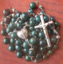 fin XIXème siècle : Chapelet grains en Jaspe vert , chaine coeur croix en argent