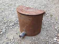 Ancien bac en métal vintage avec vidange pour déco terrasse jardinière