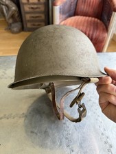 Ancien casque militaire.