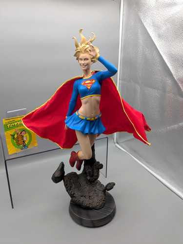 Sideshow statue format - statue, premium