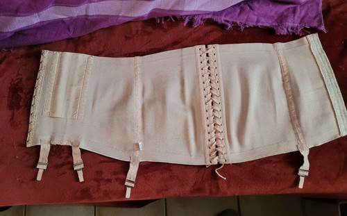 Ancien corset avec ses - avec,