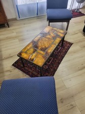 Table basse en pierre de lave