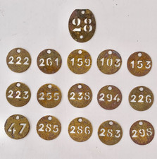 Lot de 16 numéros/chiffres