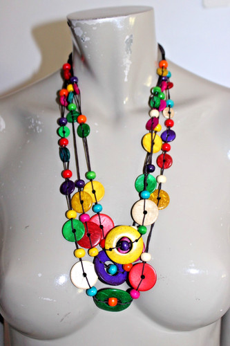 Joli collier très lumineux - joli,