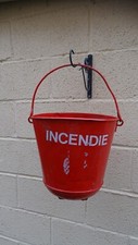 OLD BUCKET FIRE EXTINGUISHER DECO INDUSTRIAL FIREFIGHTER BARRACKS FIRE