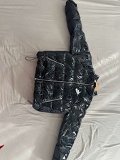 Doudoune Nike noire brillante