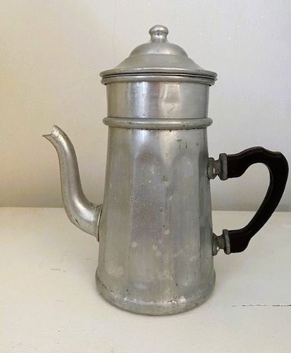 Ancienne cafetière alu - ancienne,