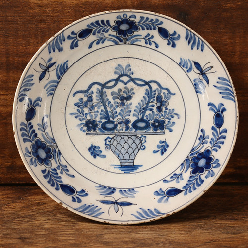 Assiette delft xviiie - xviiie, siècle