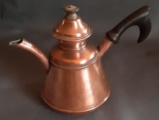 Petite bouilloire en cuivre
