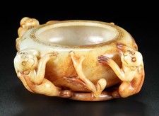 6,8 "Ancien Hetian Jade jaune sculpté Animal Monkey Statue Censer