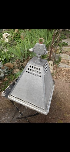 Lampe industrielle pyramide - lampe,