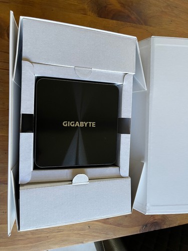 Mini barebone gigabyte brix - barebone,