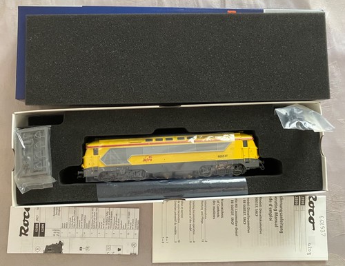 Roco locomotive diesel - locomotive,