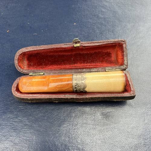 Ancien fume cigarette smoke - ancien,