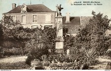 12160 cpa 52 Bricon - le Monument aux Morts - La Mairie