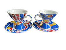 2 Tasses avec soucoupes –