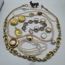 Lot De Bijoux Anciens Et